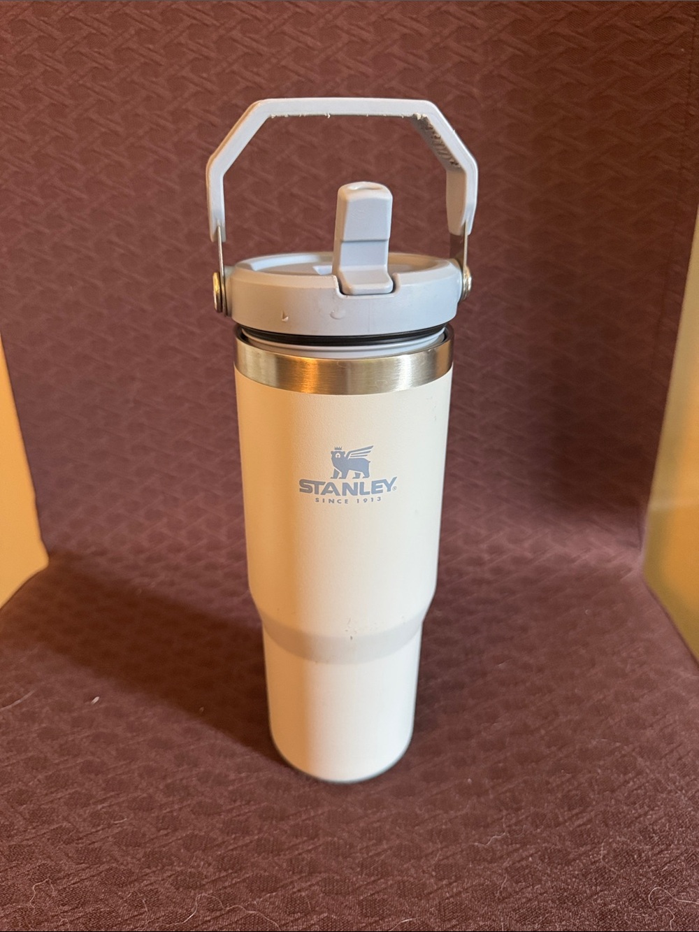 EUC Stanley gray Insulated Travel Tumbler with Flip Handle